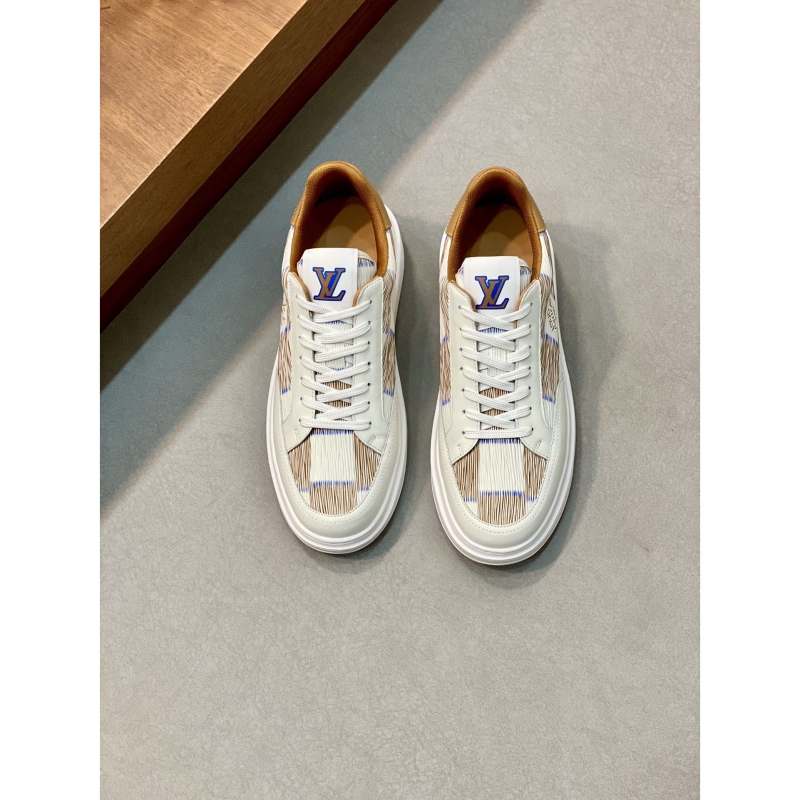 l**is V*t*n sneakers